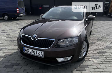 Ліфтбек Skoda Octavia 2013 в Хусті