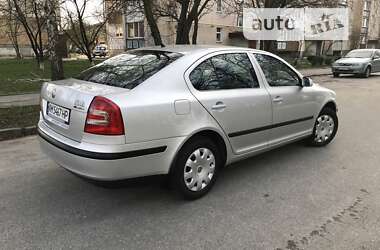 Лифтбек Skoda Octavia 2006 в Корсуне-Шевченковском