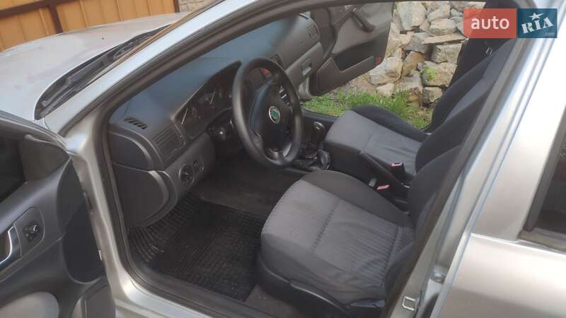 Універсал Skoda Octavia 2006 в Умані