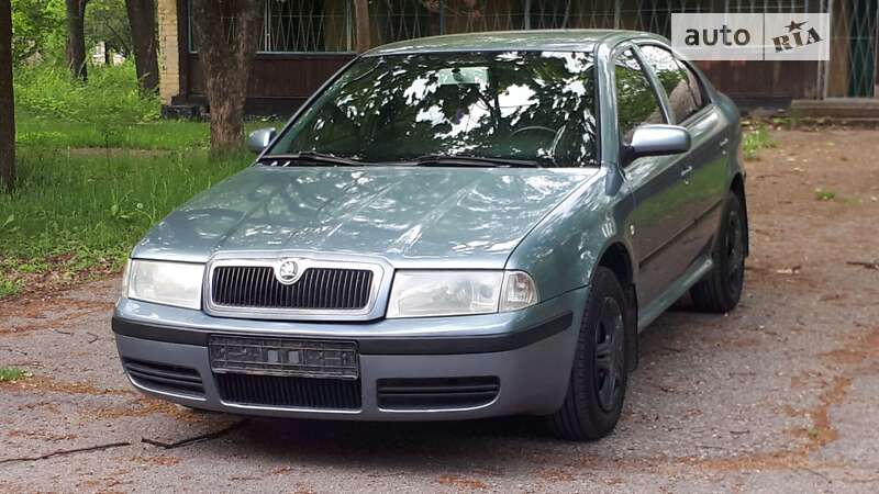 Лифтбек Skoda Octavia 2008 в Желтых Водах