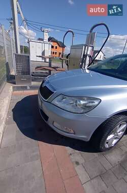 Лифтбек Skoda Octavia 2010 в 