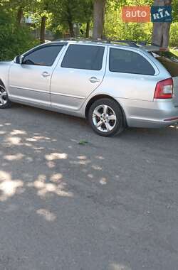 Универсал Skoda Octavia 2012 в 