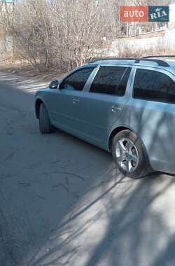Универсал Skoda Octavia 2012 в 