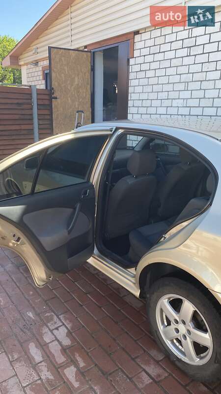 Лифтбек Skoda Octavia 2005 в Харькове