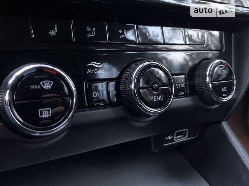 Лифтбек Skoda Octavia 2019 в Киеве