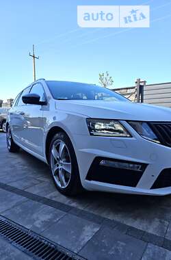 Універсал Skoda Octavia 2017 в Луцьку