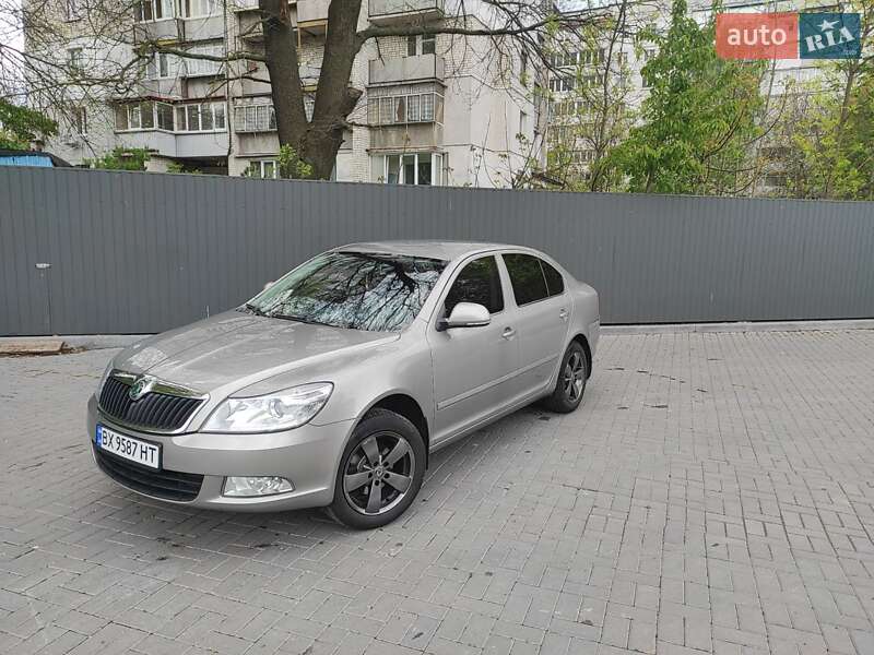 Ліфтбек Skoda Octavia 2010 в Хмельницькому