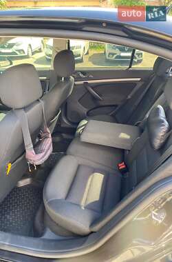 Лифтбек Skoda Octavia 2008 в 