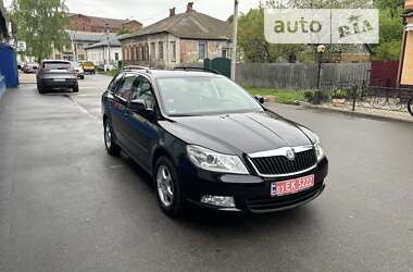 Универсал Skoda Octavia 2012 в Ахтырке