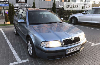 Универсал Skoda Octavia 2010 в Виннице