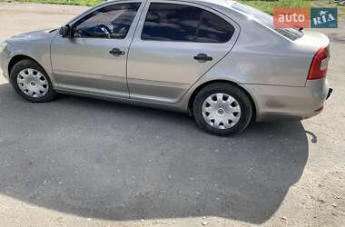 Лифтбек Skoda Octavia 2012 в Старом Самборе