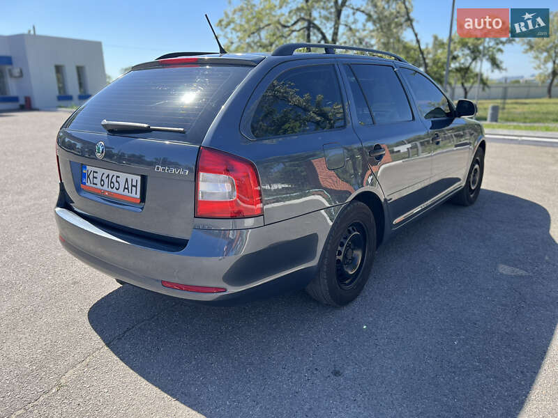 Универсал Skoda Octavia 2011 в Днепре