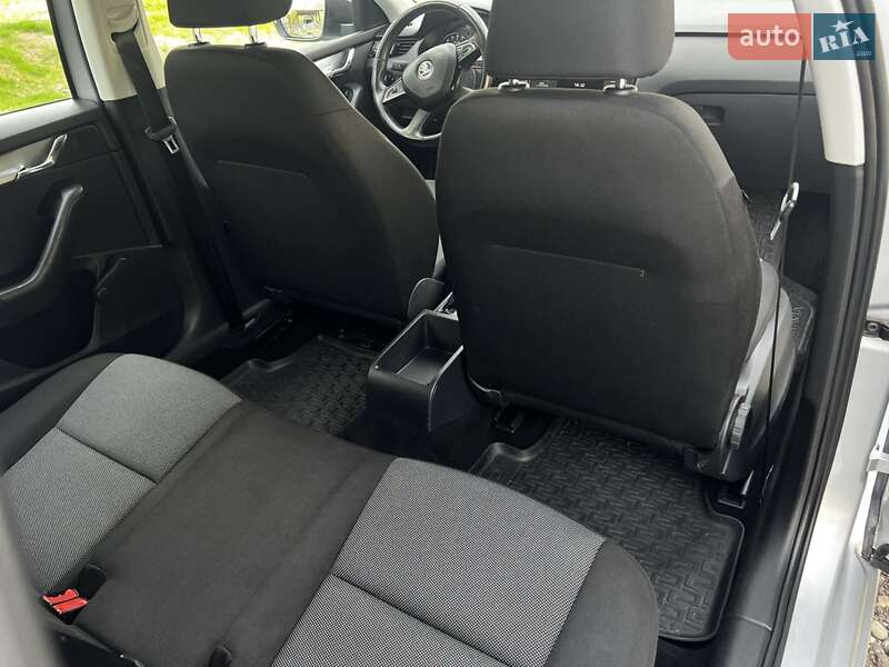 Универсал Skoda Octavia 2015 в Черновцах