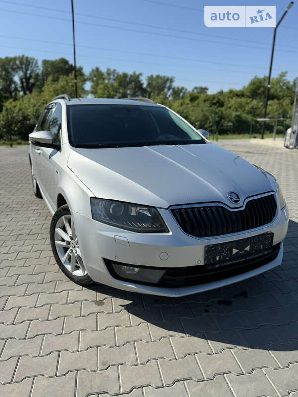 Універсал Skoda Octavia 2016 в Виноградові