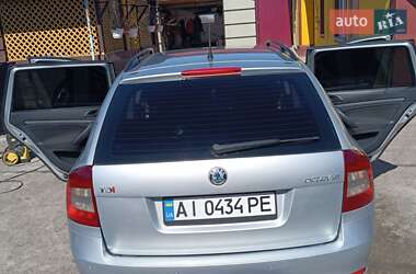 Универсал Skoda Octavia 2010 в Фастове