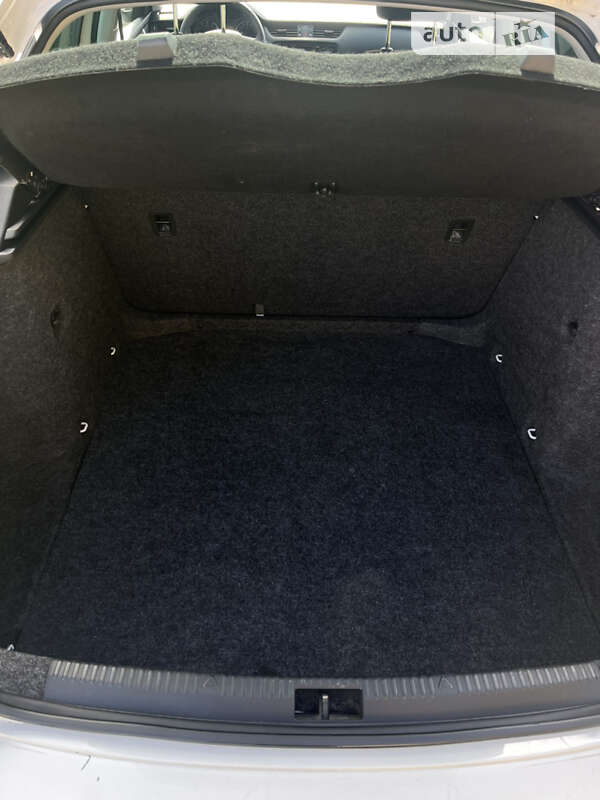 Лифтбек Skoda Octavia 2016 в Луцке