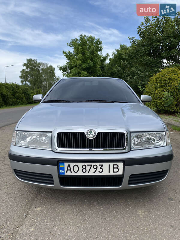 Лифтбек Skoda Octavia 2008 в Мукачево