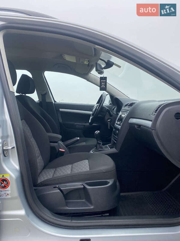 Універсал Skoda Octavia 2010 в Полтаві фото 9 Універсал Skoda Octavia 2010 в Полтаві