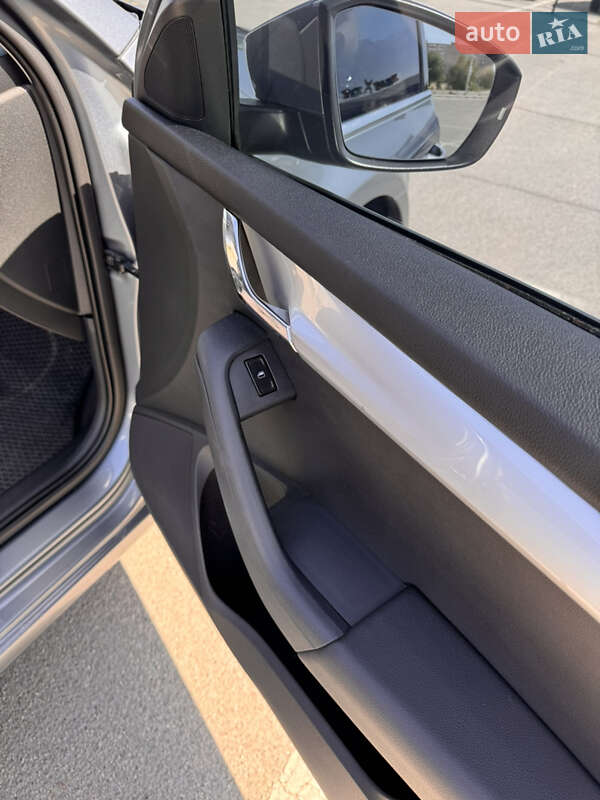 Лифтбек Skoda Octavia 2013 в Запорожье фото 21 Лифтбек Skoda Octavia 2013 в Запорожье