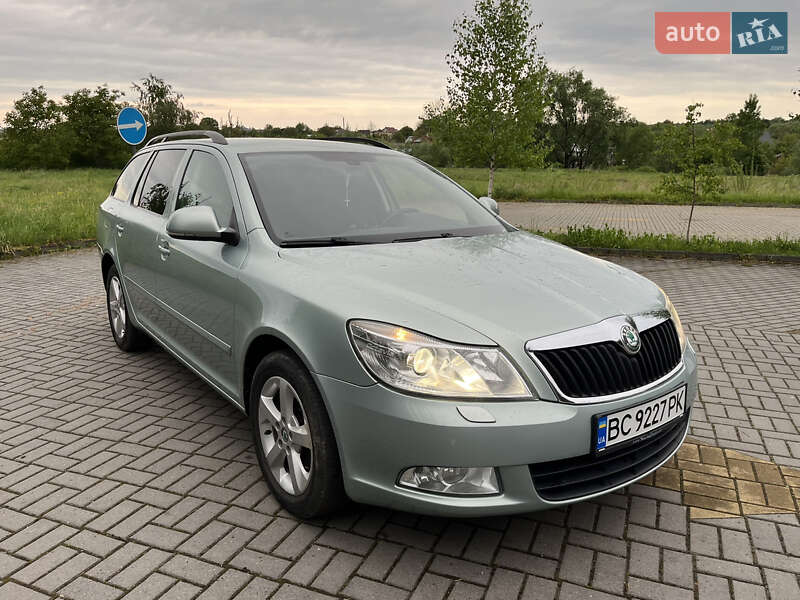 Универсал Skoda Octavia 2012 в Дрогобыче