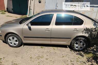 Лифтбек Skoda Octavia 2005 в Солоницевке