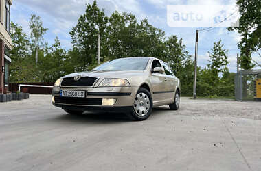 Лифтбек Skoda Octavia 2005 в Богородчанах