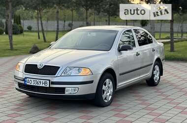 Ліфтбек Skoda Octavia 2006 в Іршаві