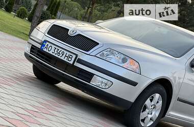 Ліфтбек Skoda Octavia 2006 в Іршаві