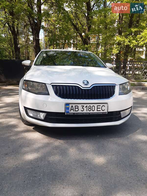 Універсал Skoda Octavia 2014 в Хмільнику
