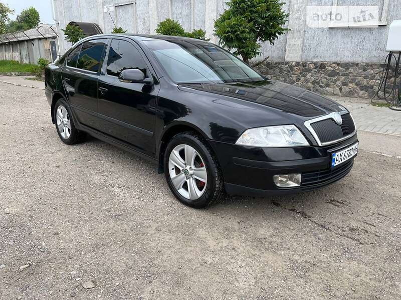 Ліфтбек Skoda Octavia 2006 в Харкові