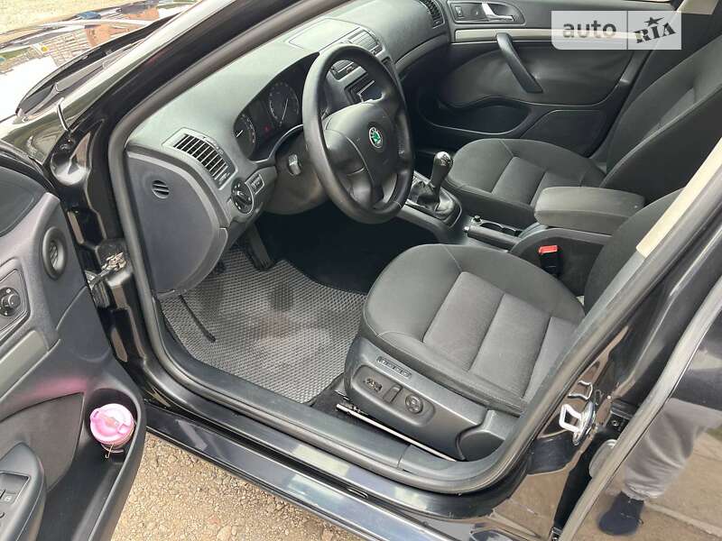 Лифтбек Skoda Octavia 2006 в Харькове