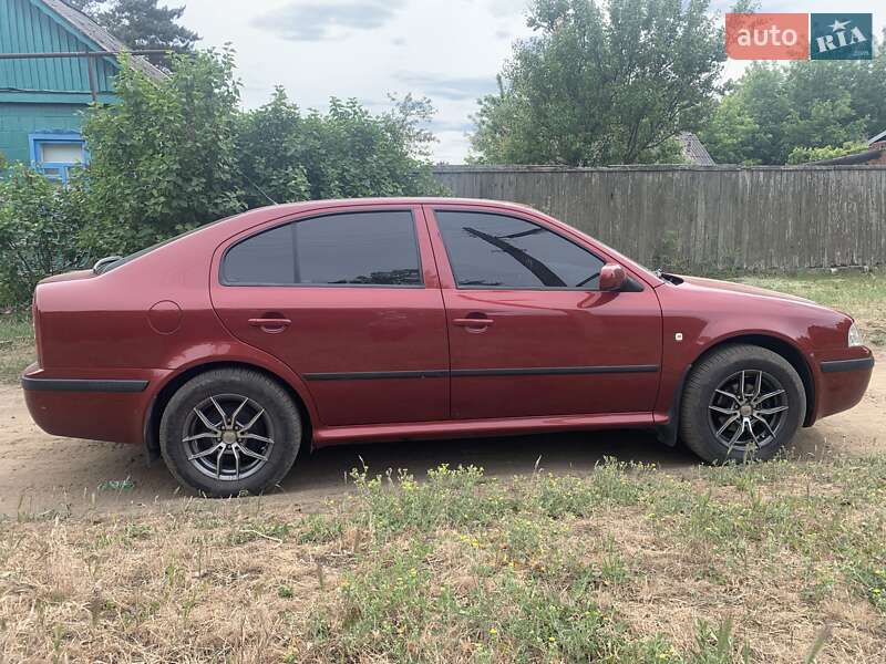 Лифтбек Skoda Octavia 2005 в Краматорске