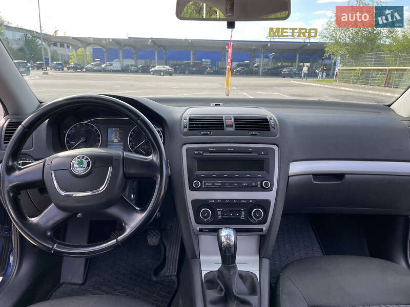 Лифтбек Skoda Octavia 2010 в Ивано-Франковске фото 9 Лифтбек Skoda Octavia 2010 в Ивано-Франковске