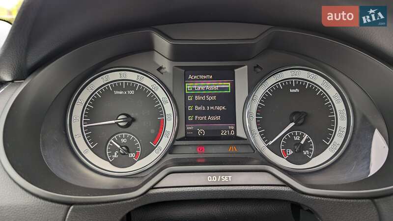 Универсал Skoda Octavia 2017 в Ирпене