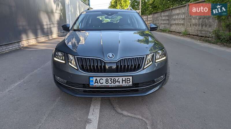 Универсал Skoda Octavia 2017 в Ирпене