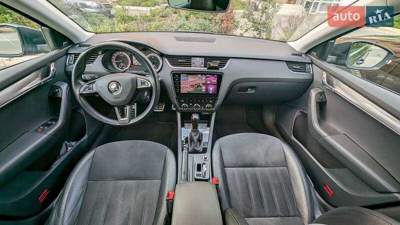Универсал Skoda Octavia 2017 в Ирпене