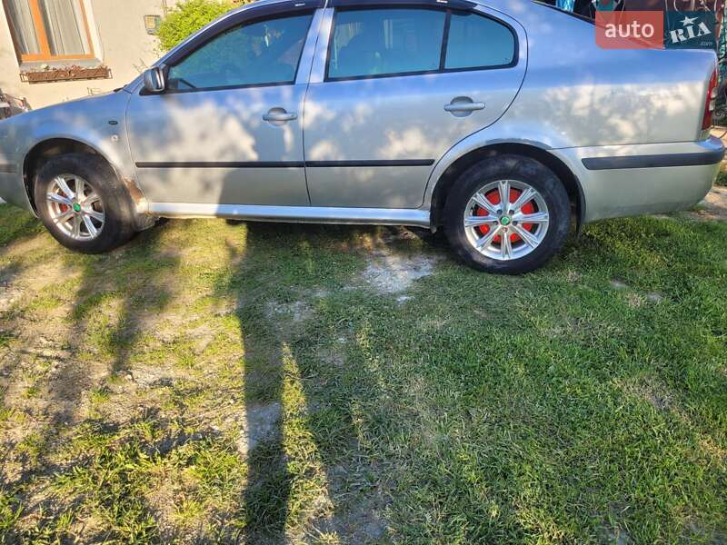 Ліфтбек Skoda Octavia 2002 в Надвірній