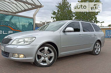 Универсал Skoda Octavia 2009 в Полтаве