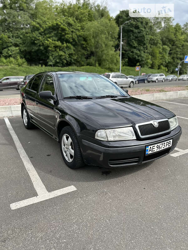 Лифтбек Skoda Octavia 2004 в Киеве