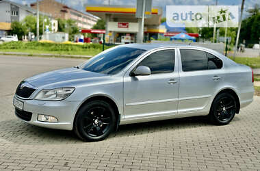 Лифтбек Skoda Octavia 2009 в Мукачево