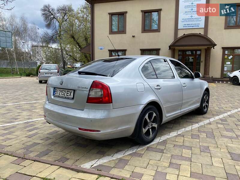 Лифтбек Skoda Octavia 2009 в Кременчуге