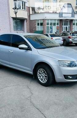 Ліфтбек Skoda Octavia 2015 в Києві