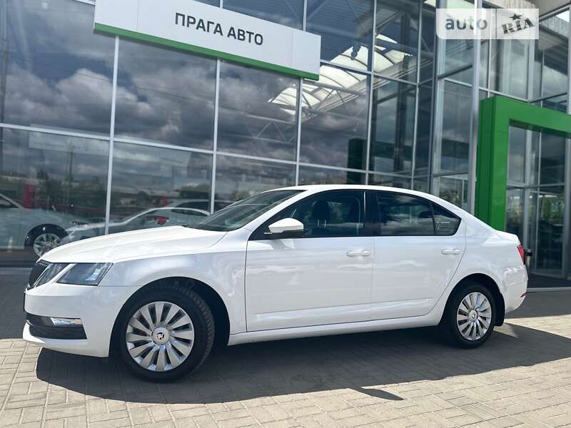 Лифтбек Skoda Octavia 2017 в Киеве