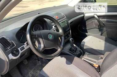 Ліфтбек Skoda Octavia 2007 в Запоріжжі