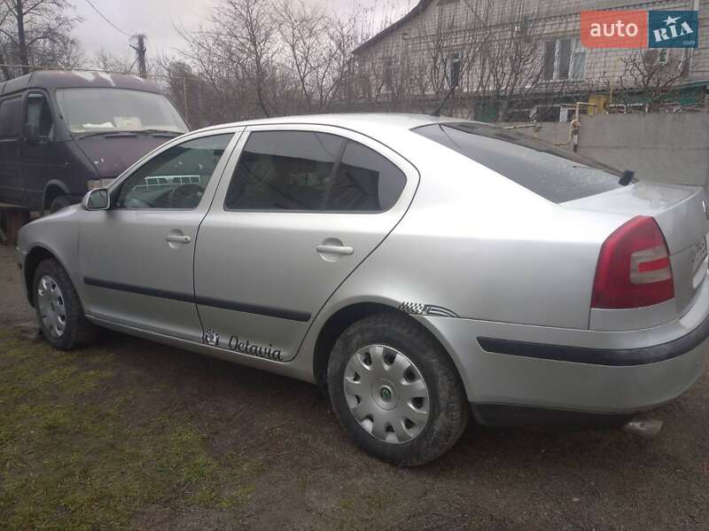Ліфтбек Skoda Octavia 2006 в Малині