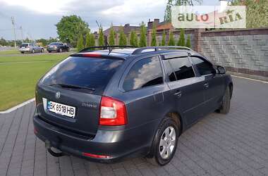 Универсал Skoda Octavia 2009 в Ровно