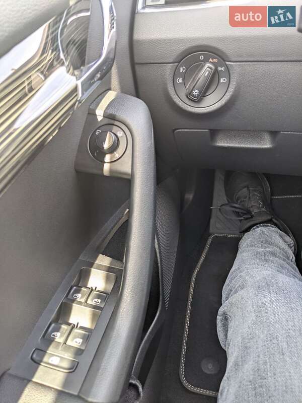 Універсал Skoda Octavia 2017 в Ужгороді