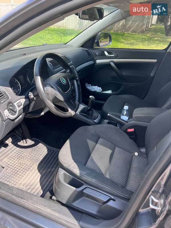 Универсал Skoda Octavia 2009 в Черкассах