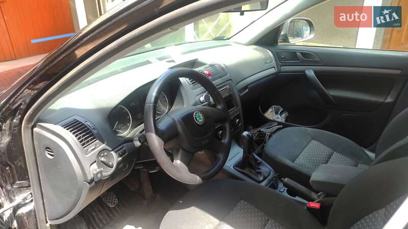 Універсал Skoda Octavia 2012 в Хотині