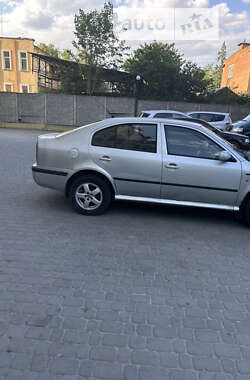 Лифтбек Skoda Octavia 2000 в Ивано-Франковске